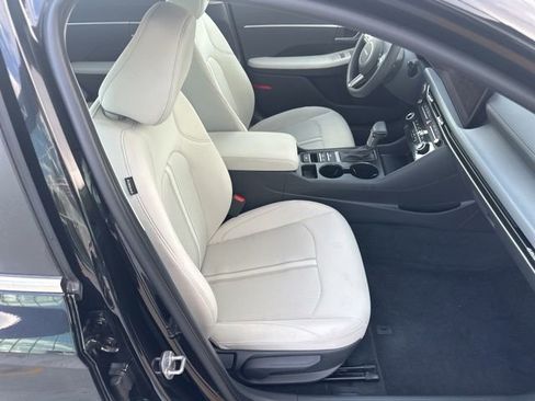Used 2025 Hyundai Sonata SE image 26
