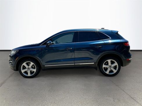 Used 2017 Lincoln MKC Premiere image 4
