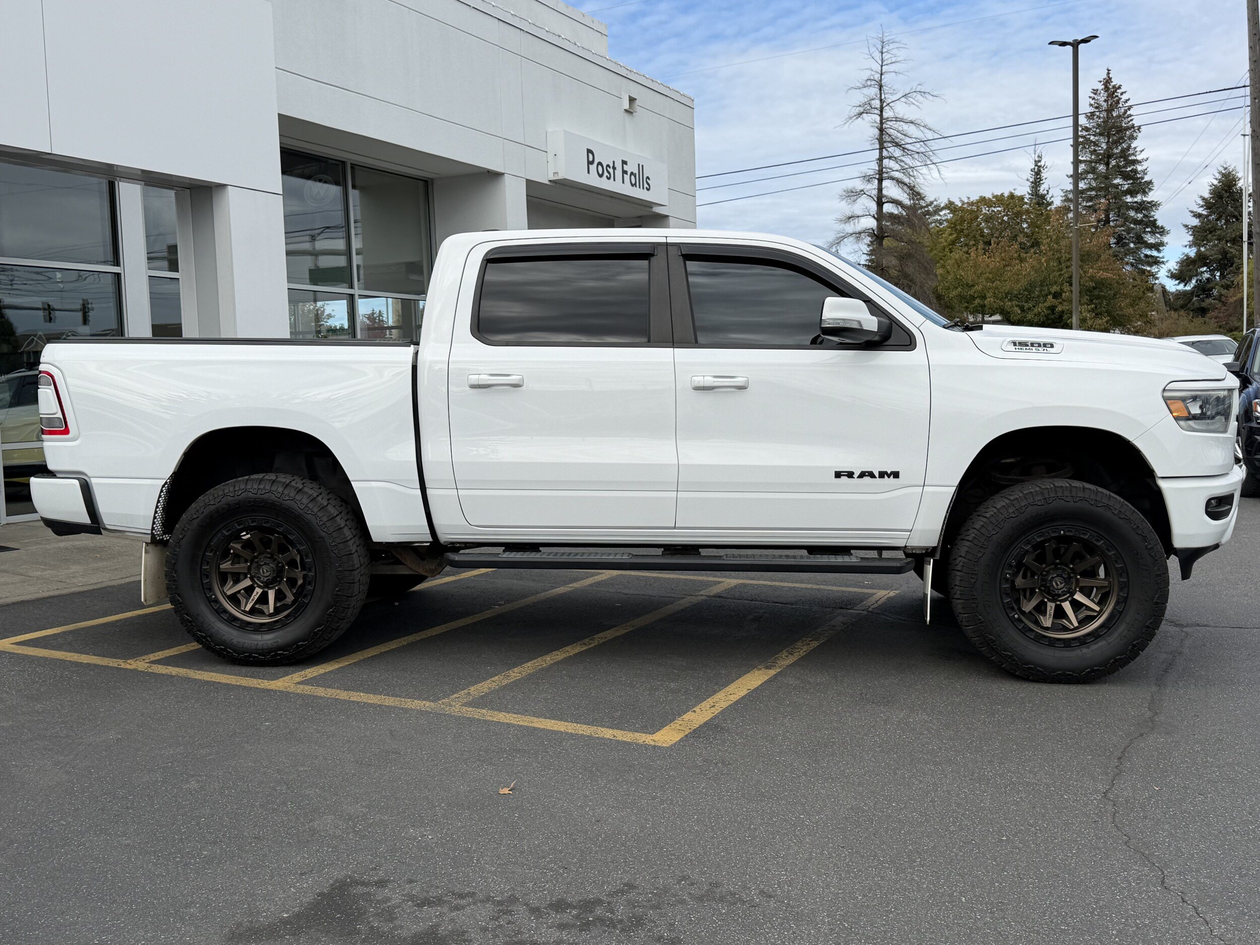 Used 2021 RAM 1500 Sport w/ Bed Utility Group AWD/4WD image 4