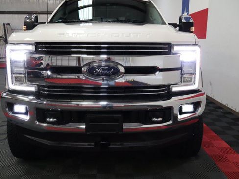 Used 2017 Ford F350 4x4 Crew Cab Super Duty image 22