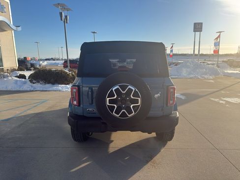 Used 2023 Ford Bronco Outer Banks image 6