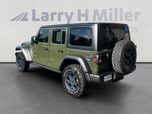 Used 2023 Jeep Wrangler Unlimited AWD/4WD image 3