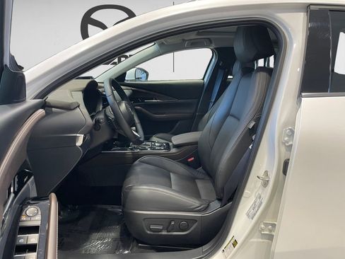Used 2025 MAZDA CX-30 AWD 2.5 S w/ Premium Package image 8