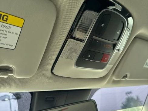 Used 2024 Hyundai Tucson SEL FWD image 21