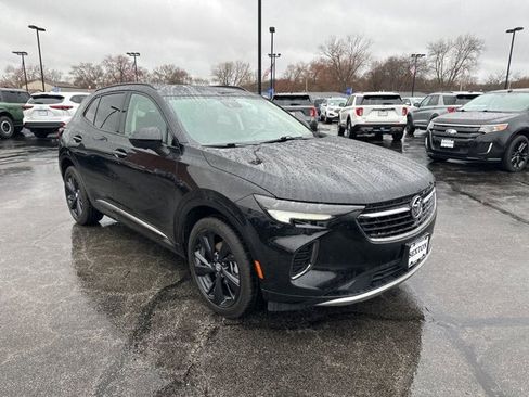 Used 2022 Buick Envision Essence w/ Technology Package I image 3