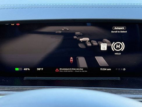 Used 2021 Tesla Model S Plaid image 25