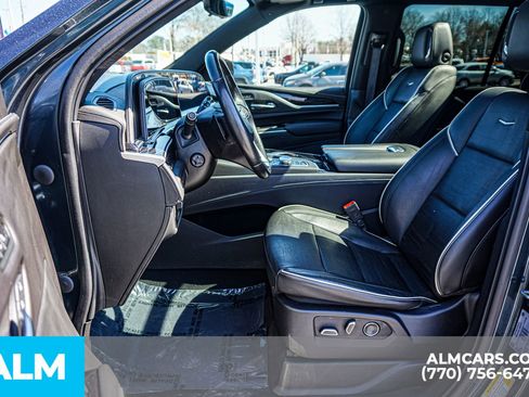 Used 2021 Cadillac Escalade Sport w/ Driver Assist Tech Package image 22