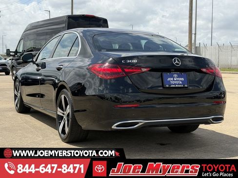 Used 2025 Mercedes-Benz C 300 Sedan image 7
