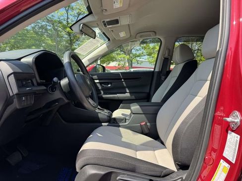 Certified 2025 Honda CR-V LX image 14