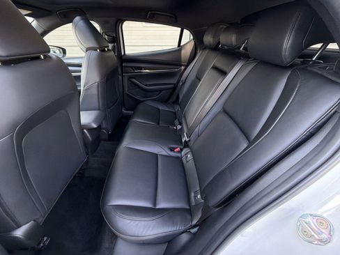 Used 2022 MAZDA MAZDA3 s image 23