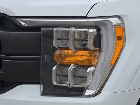 Used 2022 Ford F150 Lariat w/ Max Trailer Tow Package image 8