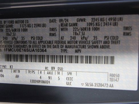 Used 2025 Ford Escape SE w/ PHEV Premium Package image 43