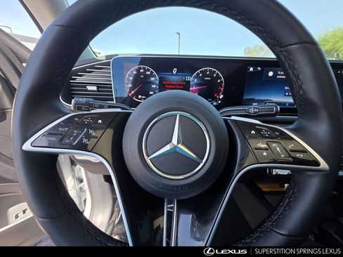 Used 2024 Mercedes-Benz GLE 350 4MATIC image 24