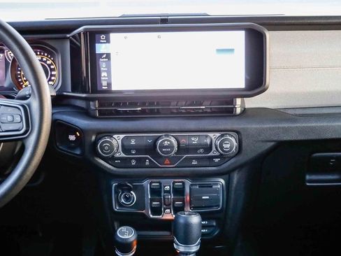 New 2026 Jeep Gladiator Sport image 16