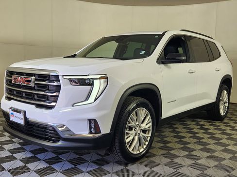 Used 2024 GMC Acadia Elevation AWD/4WD image 3