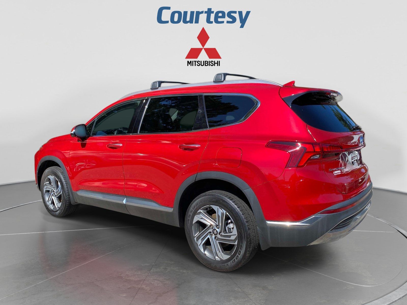 Used 2023 Hyundai Santa Fe SEL w/ Premium Package AWD/4WD image 3
