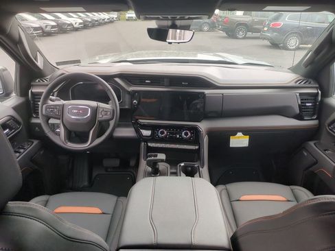 New 2026 GMC Sierra 1500 AT4 w/ AT4 Premium Package AWD/4WD image 9