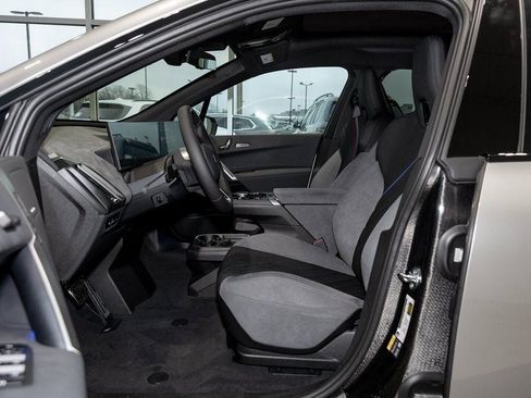 Used 2026 BMW iX xDrive60 w/ M Sport Package AWD/4WD image 19