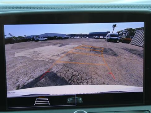 Used 2022 Chevrolet Blazer LT FWD image 24