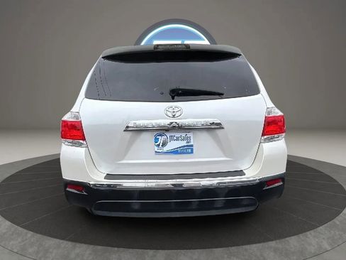 Used 2013 Toyota Highlander SE image 9
