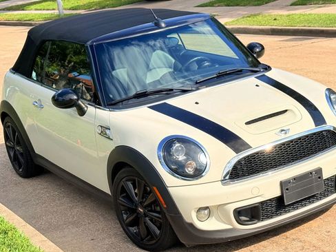 Used 2013 MINI Cooper S FWD image 22