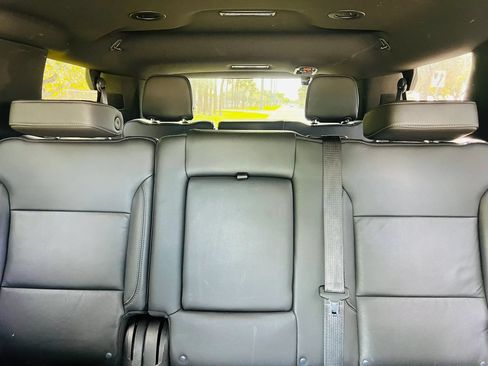 Used 2021 Chevrolet Tahoe LT RWD image 16