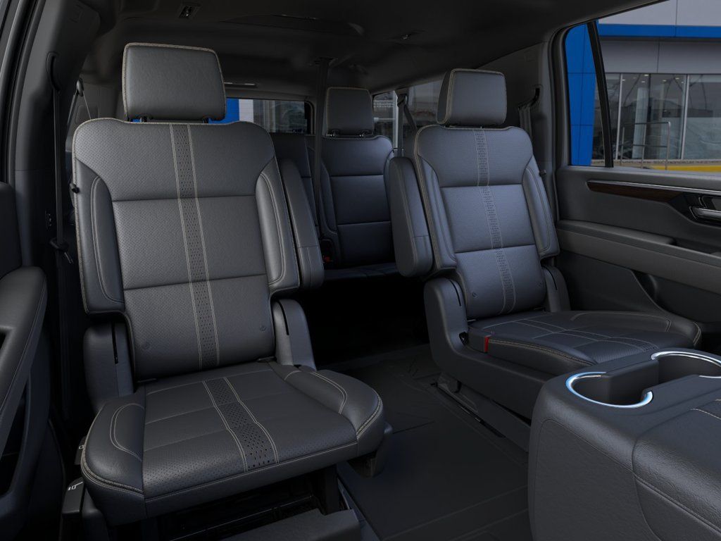 New 2026 Chevrolet Suburban High Country w/ Sun And Tow Package AWD/4WD image 17