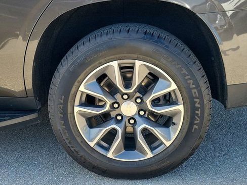 Used 2021 Chevrolet Tahoe LT w/ LT Signature Package RWD image 9