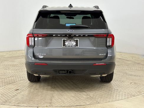 New 2026 Ford Explorer Active image 10