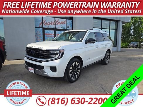Used 2025 Ford Expedition Platinum w/ Driver's Package AWD/4WD image 1