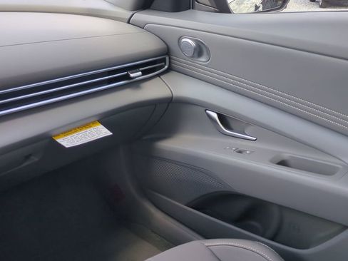 New 2026 Hyundai Elantra SEL Sport image 18