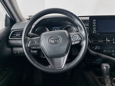 Used 2023 Toyota Camry SE image 17