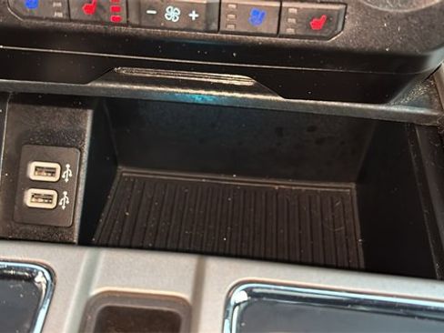 Used 2020 Ford F150 Lariat w/ Equipment Group 502A Luxury image 22