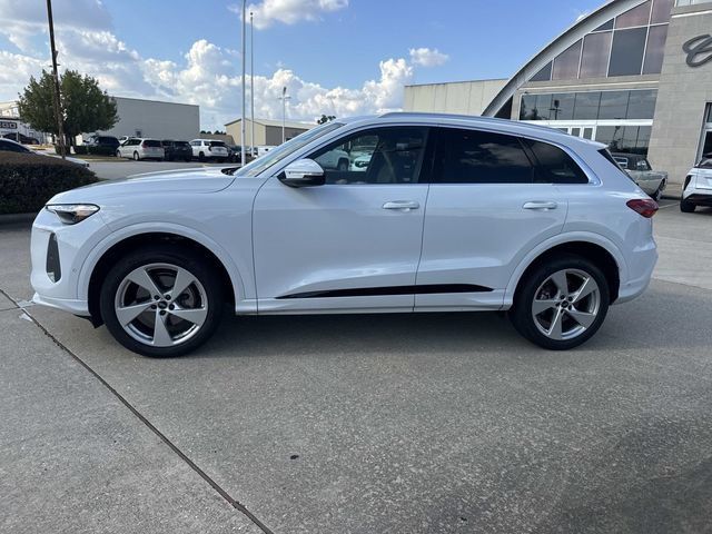 Used 2025 Audi Q5 Premium Plus AWD/4WD image 8