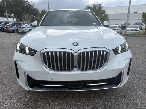 Certified 2024 BMW X5 xDrive40i w/ Parking Assistance Package AWD/4WD image 2