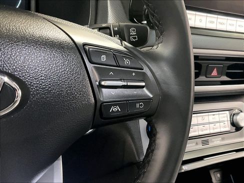 Used 2023 Hyundai Kona SEL image 25