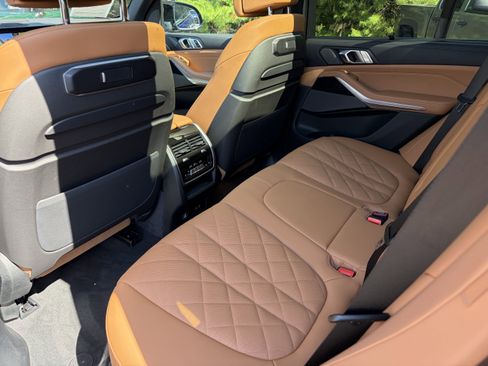 Certified 2026 BMW X5 M60i AWD/4WD image 16