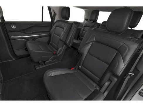 Used 2025 Lincoln Navigator Reserve w/ Jet Appearance Package AWD/4WD image 12