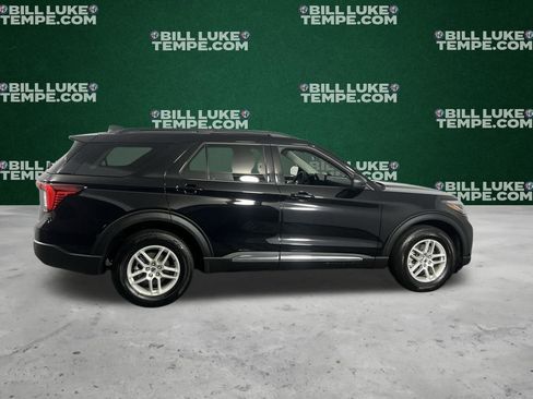 Used 2025 Ford Explorer Active image 4