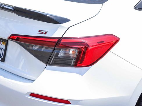 Used 2023 Honda Civic Si image 8
