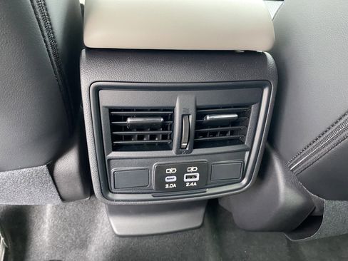 New 2026 Subaru Forester Premium image 33