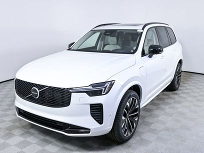 New 2026 Volvo XC90 T8 Ultra w/ Protection Package Premier
