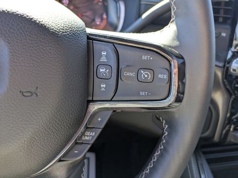 Used 2024 RAM 2500 Limited image 21