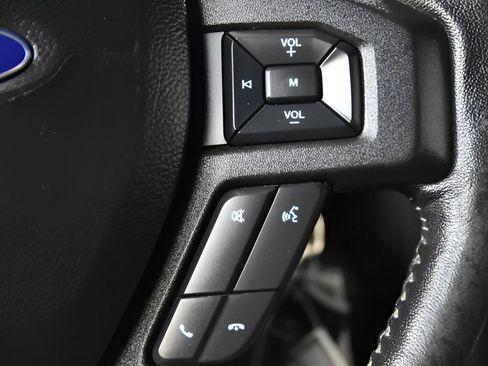 Used 2019 Ford F150 XLT w/ Equipment Group 302A Luxury AWD/4WD image 20