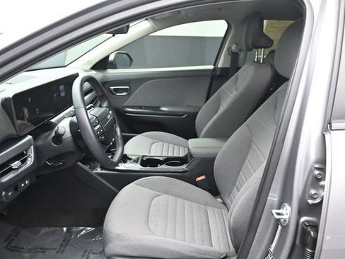 Used 2025 Kia K4 EX FWD image 8