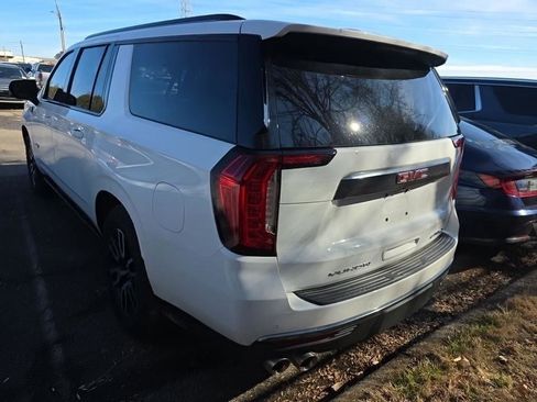Used 2023 GMC Yukon XL AT4 w/ AT4 Premium Plus Package image 4