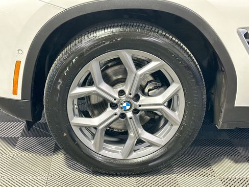 Used 2024 BMW X4 xDrive30i image 12