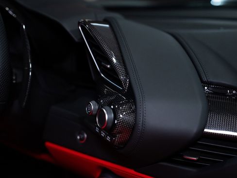Used 2018 Ferrari 488 Spider RWD image 22