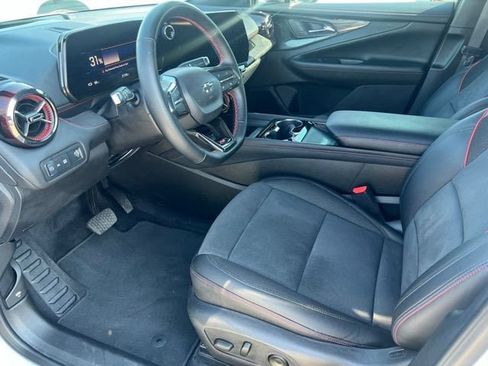 Used 2024 Chevrolet Blazer EV RS AWD/4WD image 9