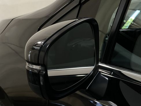 Used 2024 Honda Odyssey Touring image 12